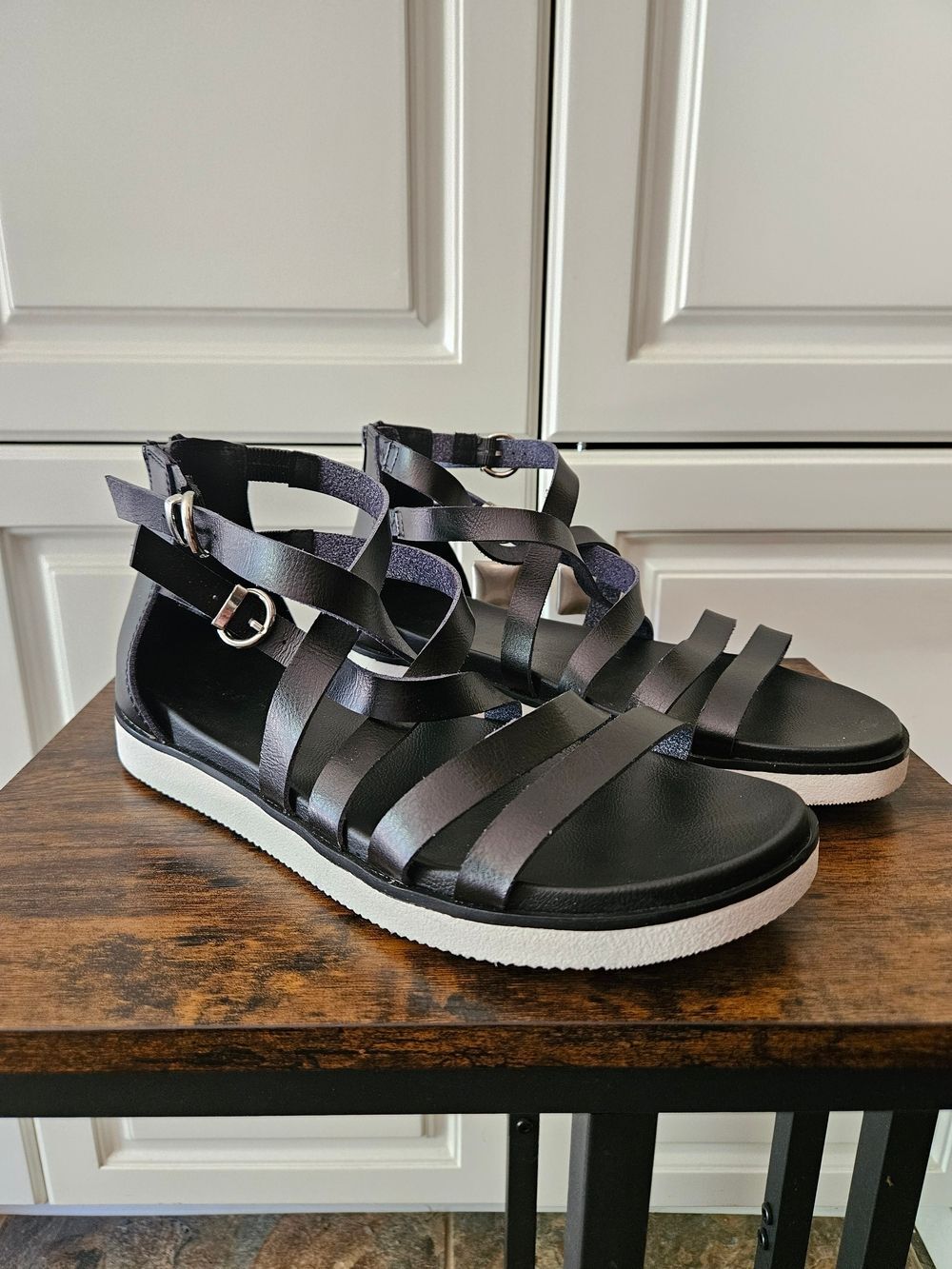 torrid Wide Black Strappy Chunky Sandals Edgy Casual Indie Sleaze Alt Punk Goth